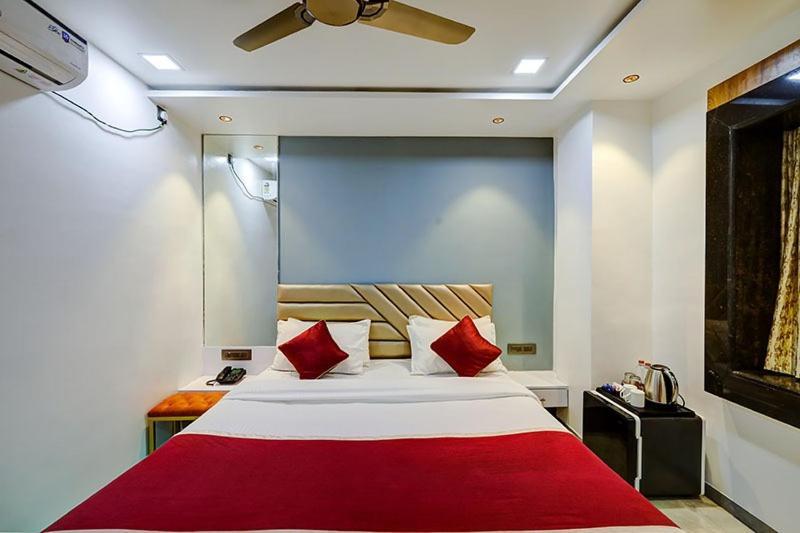 The Leaf Resort Mahābaleshwar Extérieur photo