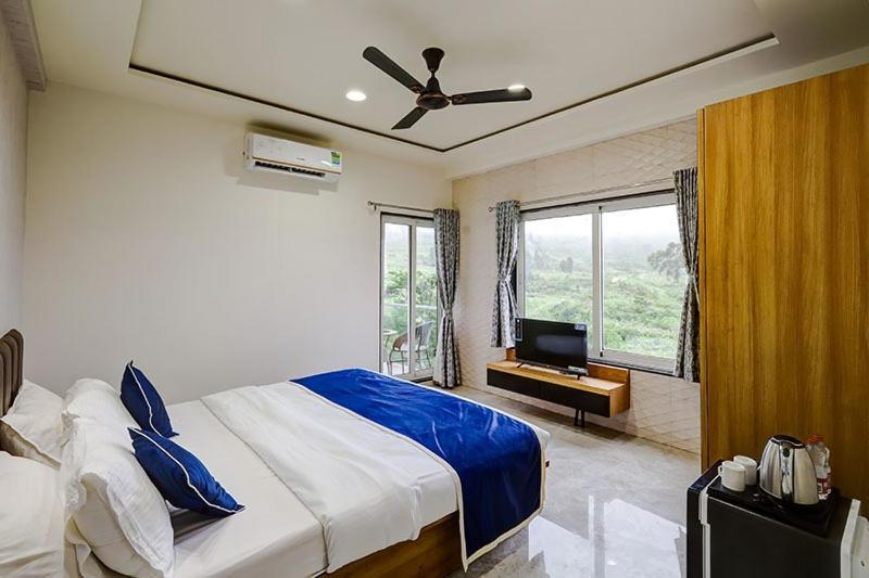 The Leaf Resort Mahābaleshwar Extérieur photo